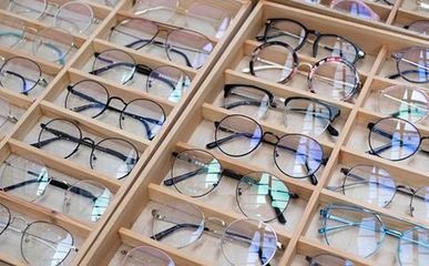 阿里眼鏡聯(lián)合會 創(chuàng)新模式引領(lǐng)眼鏡行業(yè)變革，實現(xiàn)多方共贏